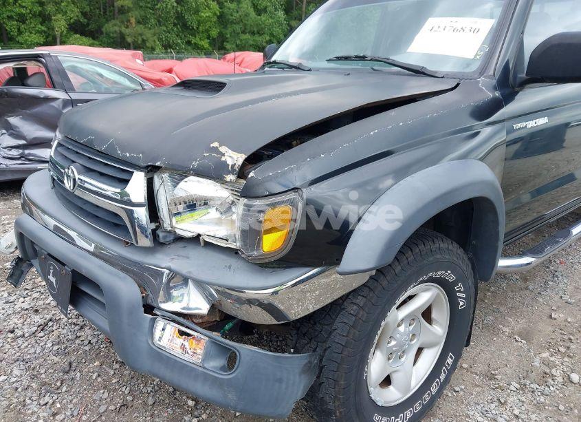 Photo 17 of 2002 Toyota Tacoma BASE V6 (VIN 5TEWN72N72Z058610)