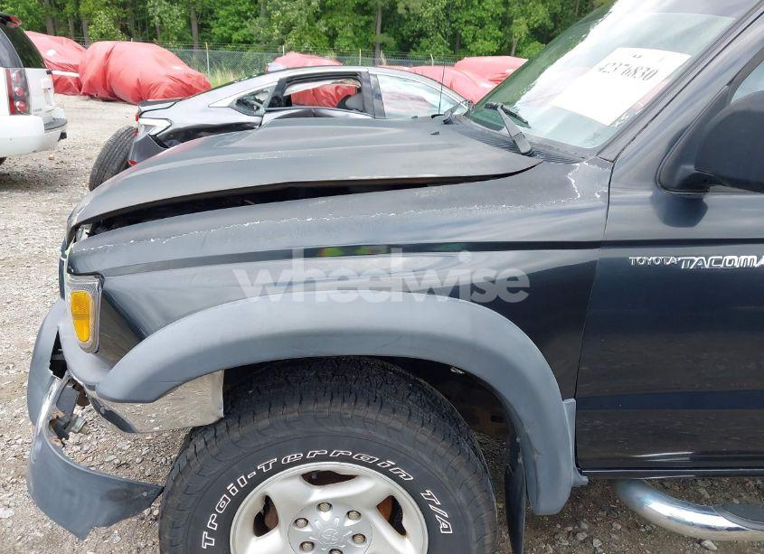 Photo 6 of 2002 Toyota Tacoma BASE V6 (VIN 5TEWN72N72Z058610)