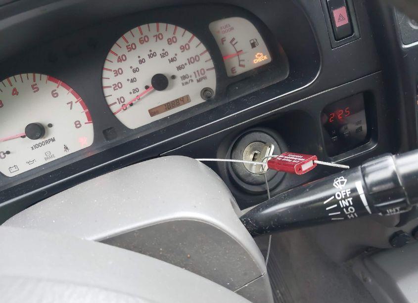 Photo 11 of 2002 Toyota Tacoma BASE V6 (VIN 5TEWN72N72Z115498)
