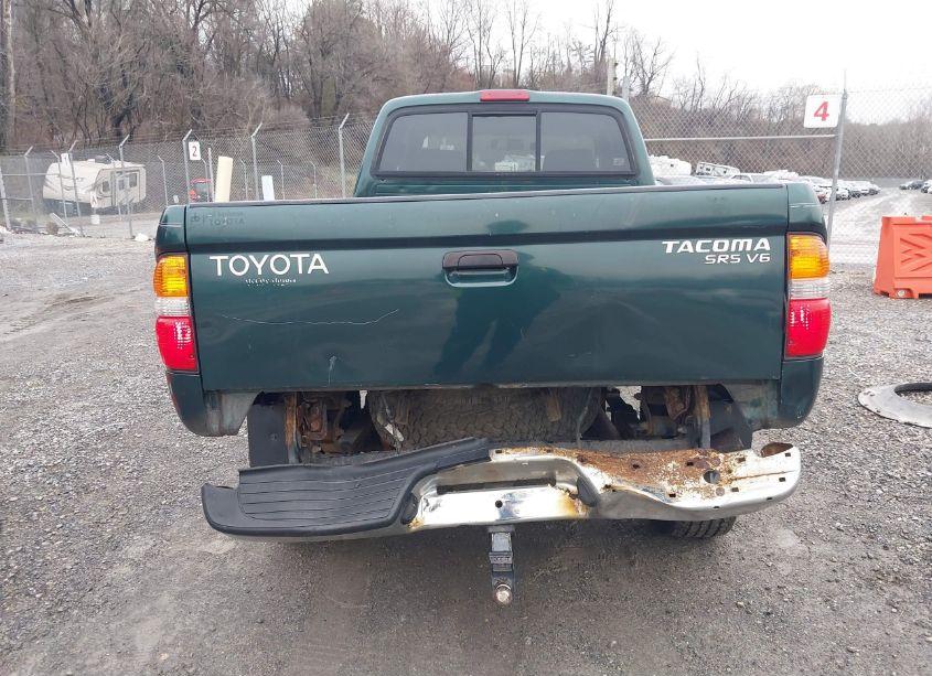 Photo 16 of 2002 Toyota Tacoma BASE V6 (VIN 5TEWN72N72Z115498)