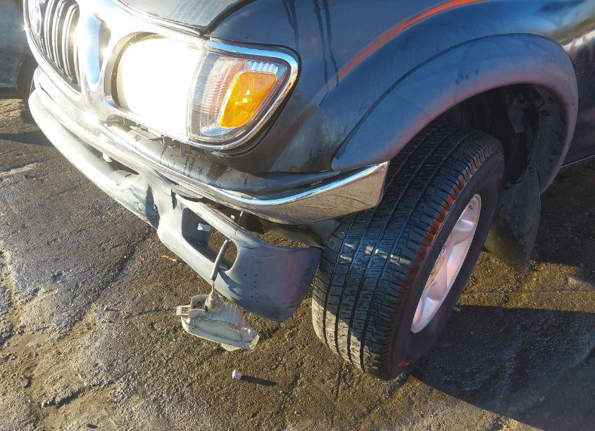Photo 17 of 2003 Toyota Tacoma BASE V6 (VIN 5TEWN72N73Z250286)