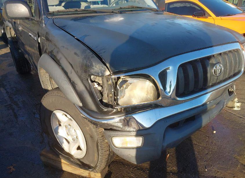 Photo 6 of 2003 Toyota Tacoma BASE V6 (VIN 5TEWN72N73Z250286)