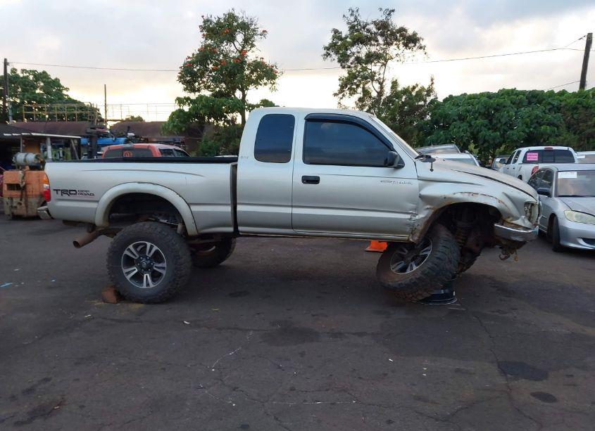Photo 13 of 2002 Toyota Tacoma BASE V6 (VIN 5TEWN72N82Z119866)