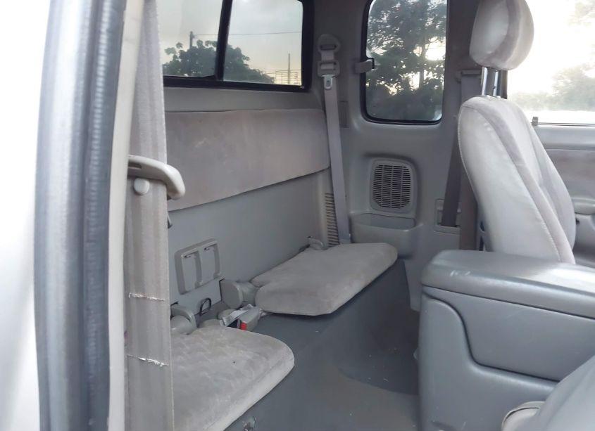 Photo 8 of 2002 Toyota Tacoma BASE V6 (VIN 5TEWN72N82Z119866)