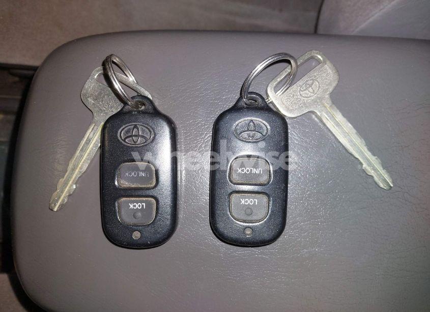Photo 11 of 2004 Toyota Tacoma BASE V6 (VIN 5TEWN72N84Z399274)