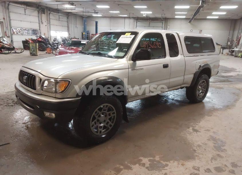 Photo 2 of 2004 Toyota Tacoma BASE V6 (VIN 5TEWN72N84Z399274)