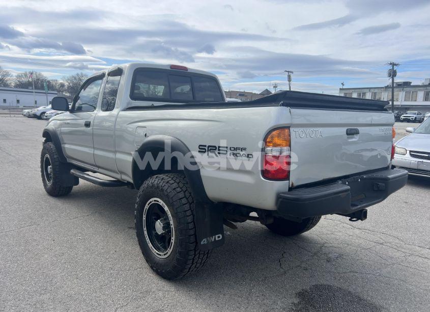 Photo 3 of 2002 Toyota Tacoma XTRACAB (VIN 5TEWN72N92Z884598)