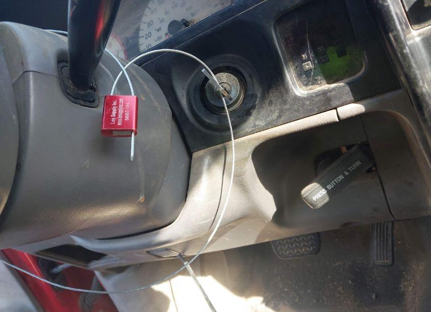 Photo 11 of 2001 Toyota Tacoma BASE V6 (VIN 5TEWN72NX1Z719111)