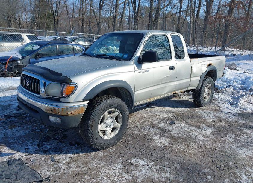 Photo 2 of 2001 Toyota Tacoma BASE V6 (VIN 5TEWN72NX1Z879523)
