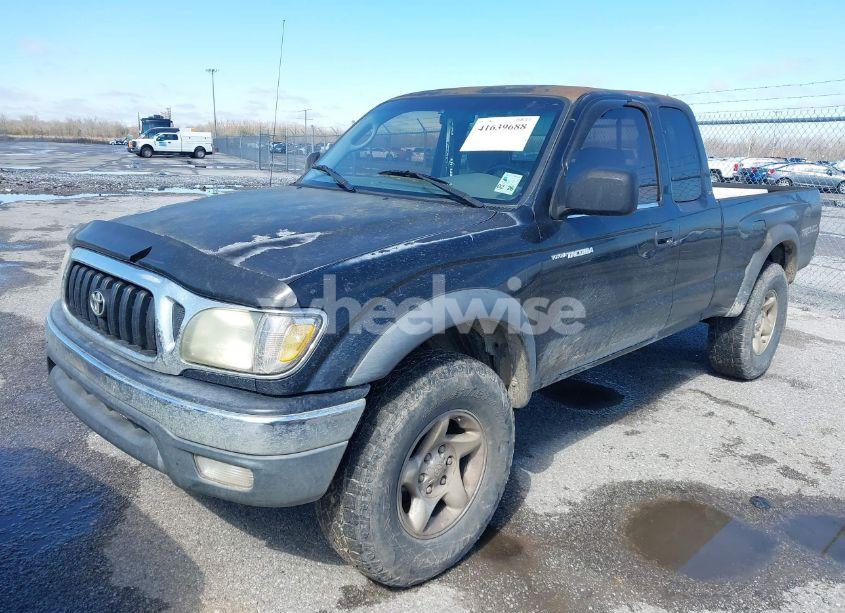 Photo 2 of 2004 Toyota Tacoma BASE V6 (VIN 5TEWN72NX4Z400831)