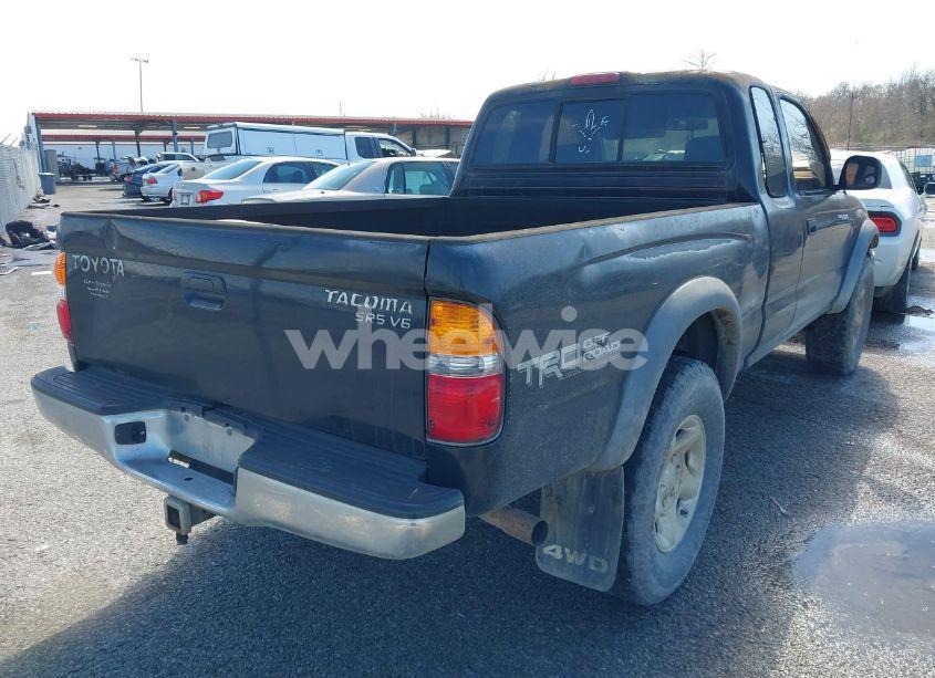 Photo 4 of 2004 Toyota Tacoma BASE V6 (VIN 5TEWN72NX4Z400831)