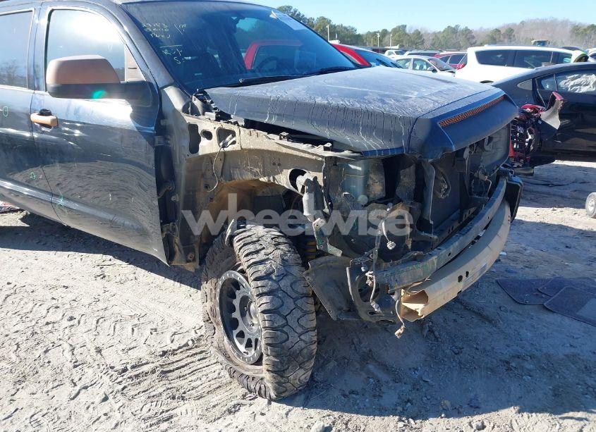 Photo 6 of 2014 Toyota Tundra PLATINUM 5.7L V8 (VIN 5TFAW5F10EX400395)