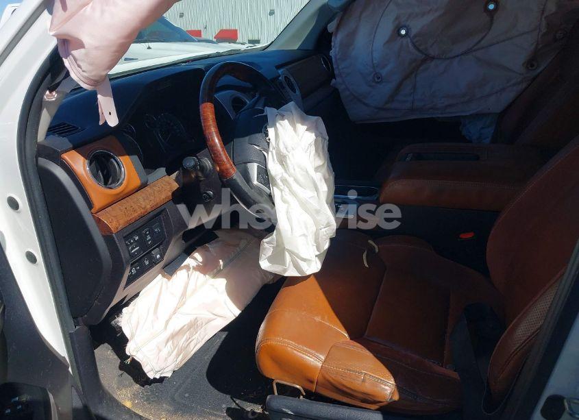 Photo 5 of 2016 Toyota Tundra 1794 5.7L V8 (VIN 5TFAW5F10GX529868)