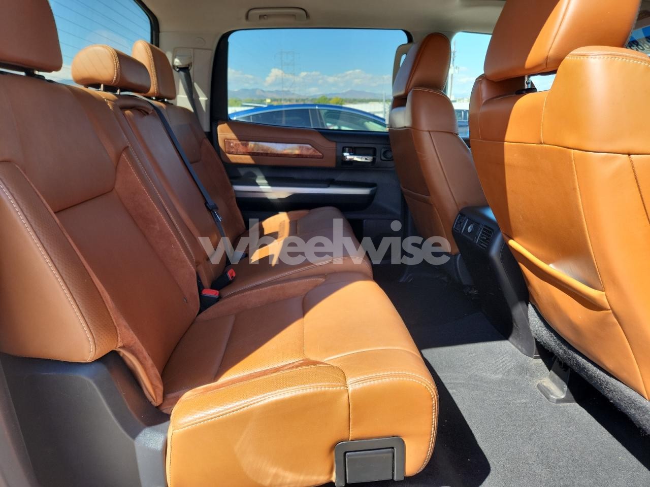 Photo 10 of 2015 TOYOTA TUNDRA CREWMAX 1794 (VIN 5TFAW5F11FX465404)