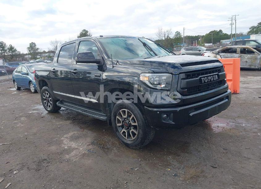 2016 Toyota Tundra PLATINUM 5.7L V8 (VIN 5TFAW5F13GX514183) main photo