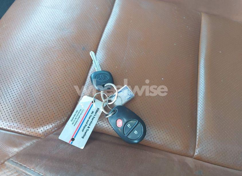 Photo 11 of 2014 Toyota Tundra 1794 5.7L V8 (VIN 5TFAW5F15EX351968)