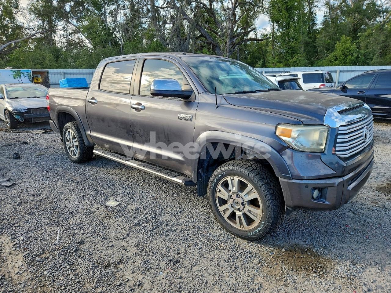 Photo 4 of 2014 TOYOTA TUNDRA CREWMAX PLATINUM (VIN 5TFAW5F15EX380046)