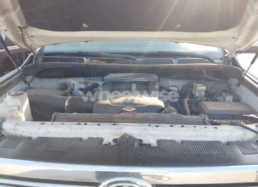 Photo 10 of 2016 Toyota Tundra 1794 5.7L V8 (VIN 5TFAW5F15GX509275)