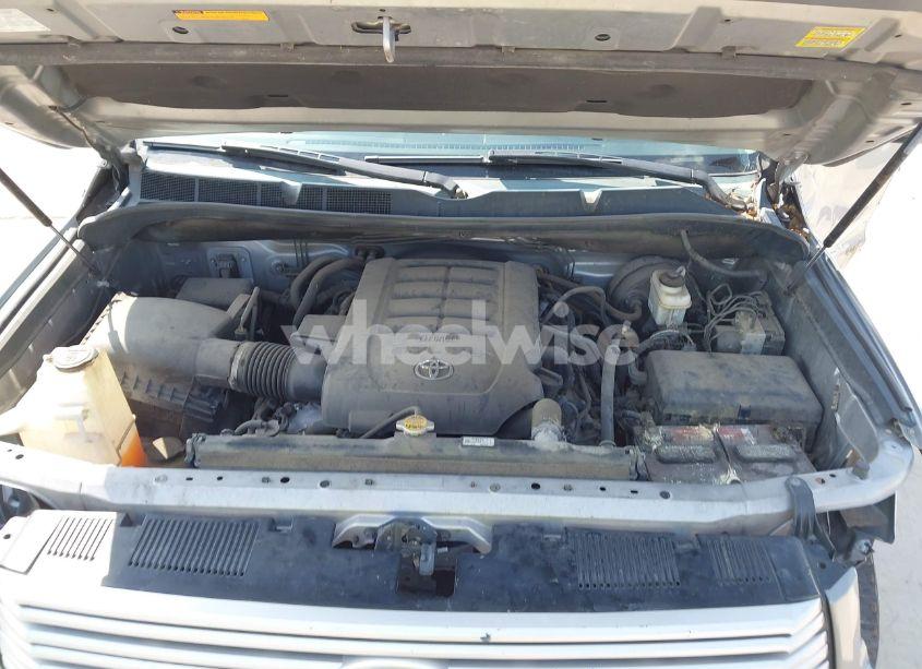 Photo 10 of 2015 Toyota Tundra PLATINUM 5.7L V8 (VIN 5TFAW5F17FX449529)