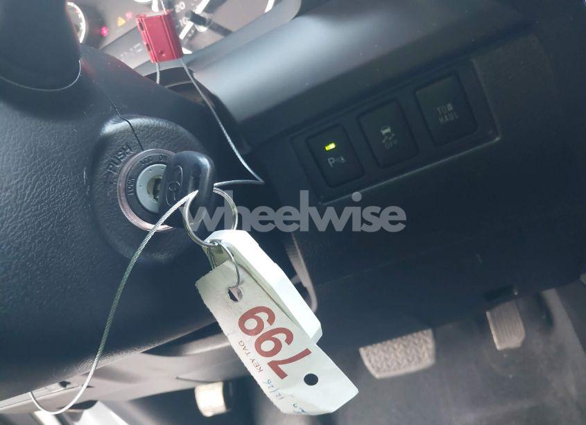 Photo 11 of 2014 Toyota Tundra PLATINUM 5.7L V8 (VIN 5TFAW5F18EX388125)