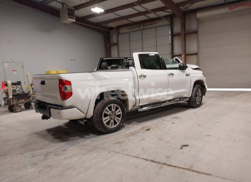 Photo 4 of 2014 Toyota Tundra PLATINUM 5.7L V8 (VIN 5TFAW5F18EX388528)