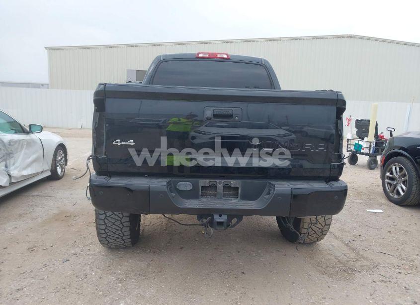 Photo 17 of 2018 Toyota Tundra PLATINUM 5.7L V8 (VIN 5TFAW5F18JX715214)