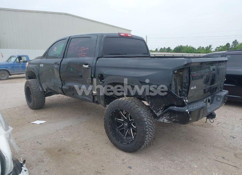 Photo 3 of 2018 Toyota Tundra PLATINUM 5.7L V8 (VIN 5TFAW5F18JX715214)