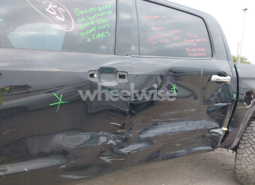 Photo 6 of 2018 Toyota Tundra PLATINUM 5.7L V8 (VIN 5TFAW5F18JX715214)