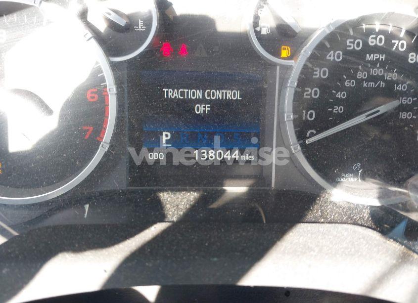 Photo 15 of 2014 Toyota Tundra PLATINUM 5.7L V8 (VIN 5TFAW5F19EX376789)