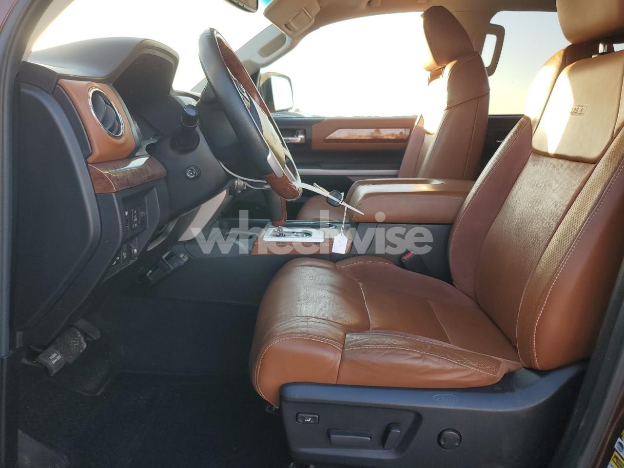 Photo 7 of 2015 TOYOTA TUNDRA CREWMAX 1794 (VIN 5TFAW5F19FX446972)