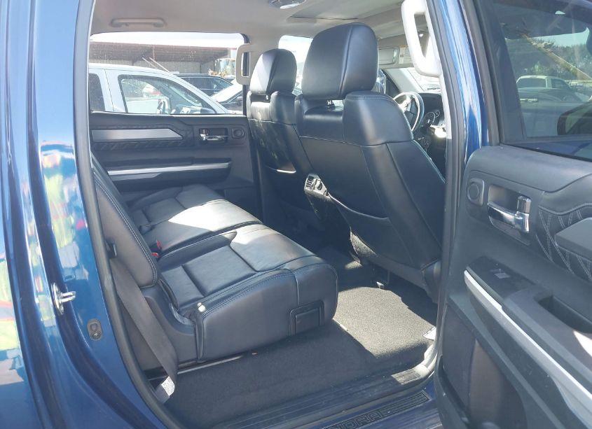 Photo 8 of 2015 Toyota Tundra PLATINUM 5.7L V8 (VIN 5TFAW5F19FX448124)