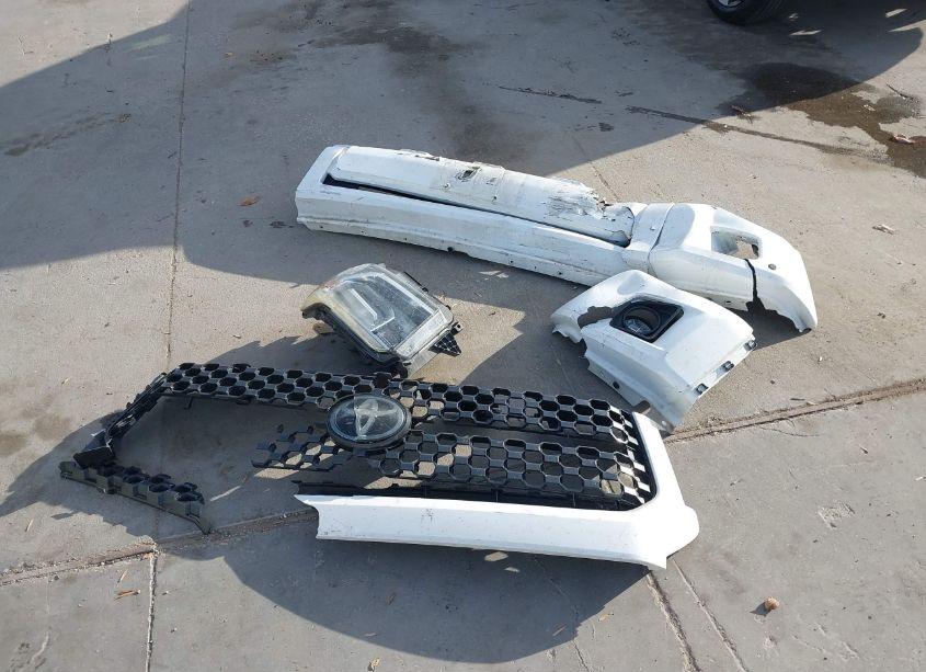 Photo 12 of 2018 Toyota Tundra PLATINUM 5.7L V8 (VIN 5TFAW5F19JX730854)