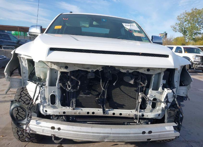 Photo 13 of 2018 Toyota Tundra PLATINUM 5.7L V8 (VIN 5TFAW5F19JX730854)