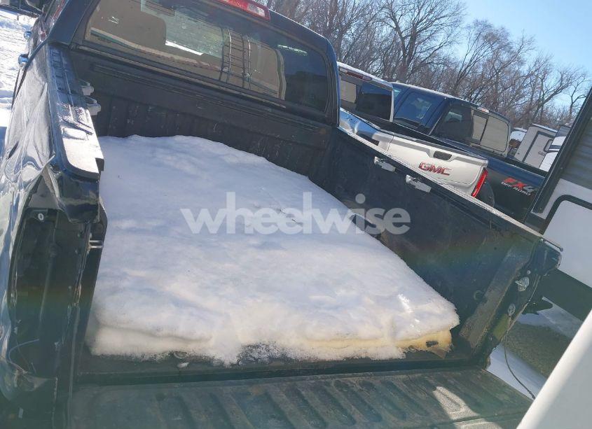 Photo 12 of 2018 Toyota Tundra PLATINUM 5.7L V8 (VIN 5TFAW5F19JX765068)