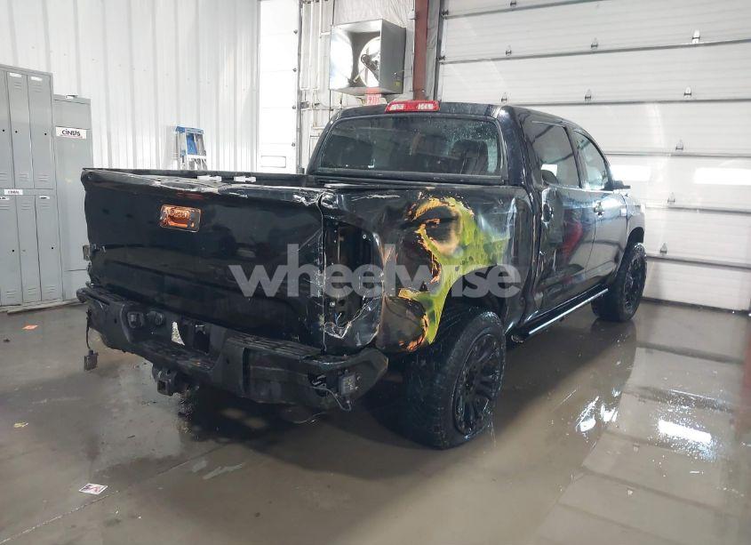 Photo 4 of 2018 Toyota Tundra PLATINUM 5.7L V8 (VIN 5TFAW5F19JX765068)