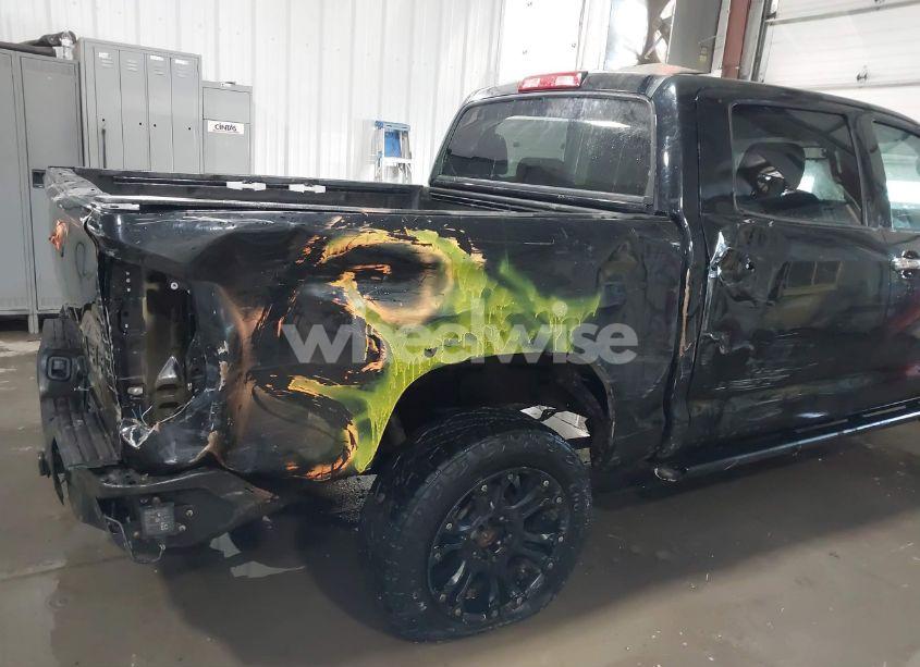 Photo 6 of 2018 Toyota Tundra PLATINUM 5.7L V8 (VIN 5TFAW5F19JX765068)