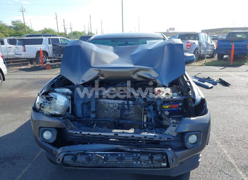 Photo 13 of 2016 Toyota Tacoma SR5 (VIN 5TFAX5GN0GX065186)