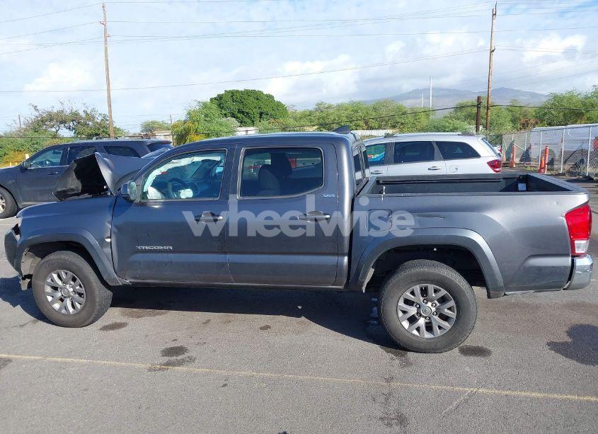 Photo 15 of 2016 Toyota Tacoma SR5 (VIN 5TFAX5GN0GX065186)