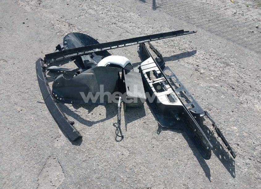 Photo 12 of 2018 Toyota Tacoma SR (VIN 5TFAX5GN0JX132165)