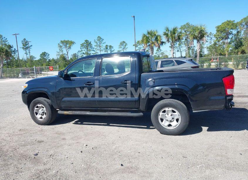 Photo 14 of 2016 Toyota Tacoma SR (VIN 5TFAX5GN1GX055850)