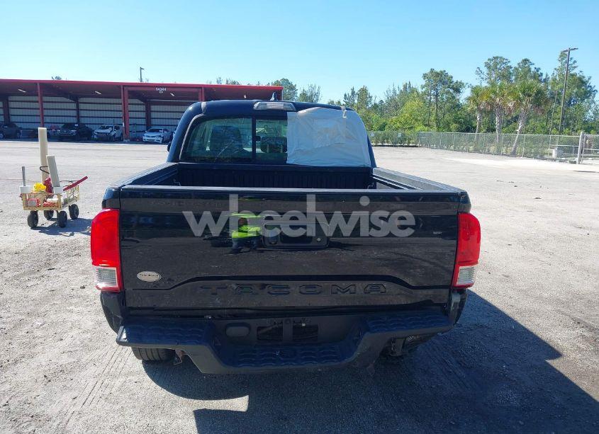 Photo 16 of 2016 Toyota Tacoma SR (VIN 5TFAX5GN1GX055850)
