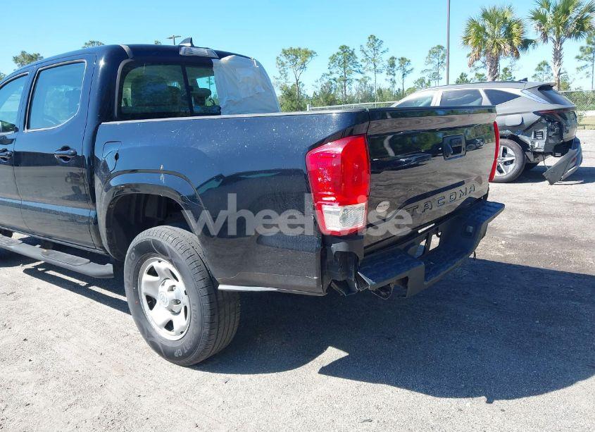 Photo 19 of 2016 Toyota Tacoma SR (VIN 5TFAX5GN1GX055850)