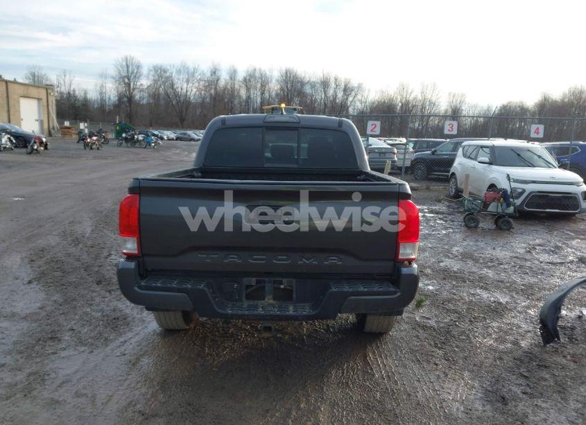 Photo 17 of 2016 Toyota Tacoma SR (VIN 5TFAX5GN1GX056450)