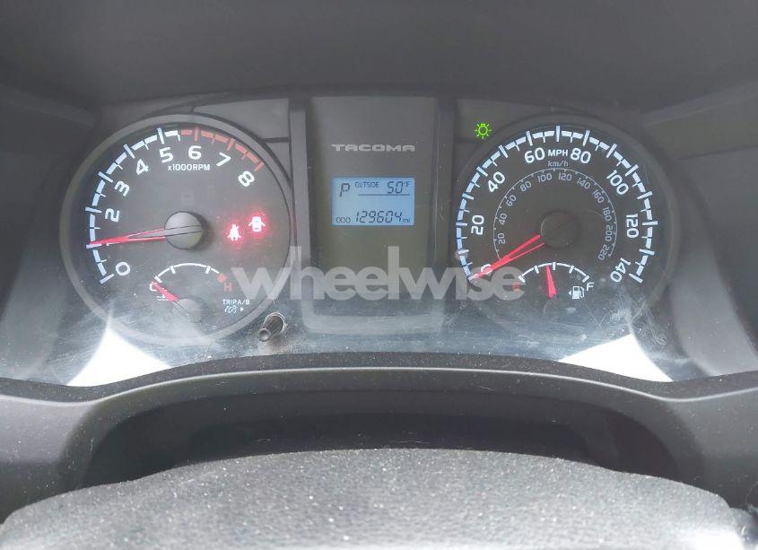 Photo 7 of 2016 Toyota Tacoma SR (VIN 5TFAX5GN1GX056450)