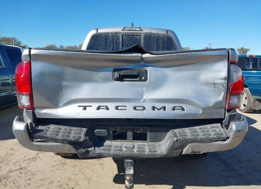 Photo 16 of 2019 Toyota Tacoma SR (VIN 5TFAX5GN1KX137621)