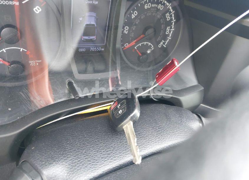 Photo 11 of 2020 Toyota Tacoma SR (VIN 5TFAX5GN1LX184813)