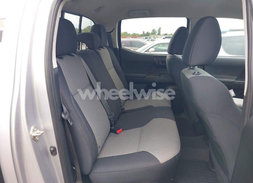 Photo 8 of 2020 Toyota Tacoma SR (VIN 5TFAX5GN1LX184813)