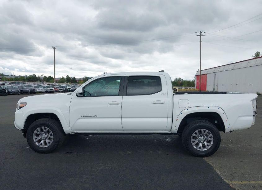 Photo 15 of 2017 Toyota Tacoma SR5 (VIN 5TFAX5GN2HX081665)