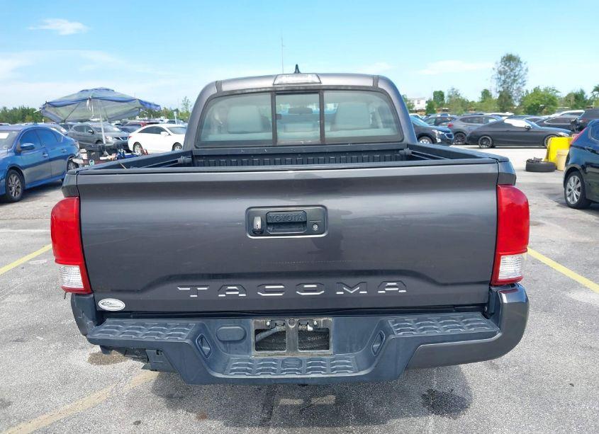 Photo 16 of 2017 Toyota Tacoma SR (VIN 5TFAX5GN2HX090947)