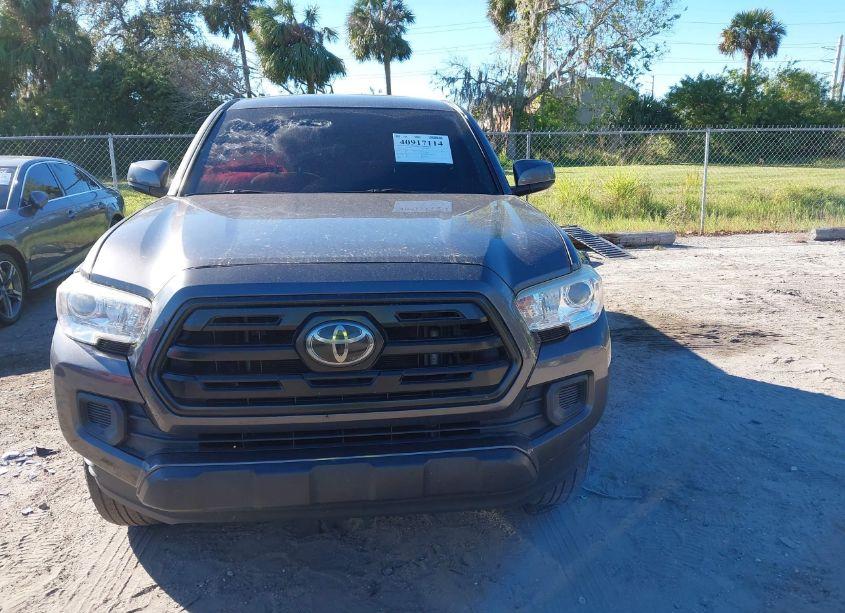 Photo 13 of 2019 Toyota Tacoma SR (VIN 5TFAX5GN2KX152712)